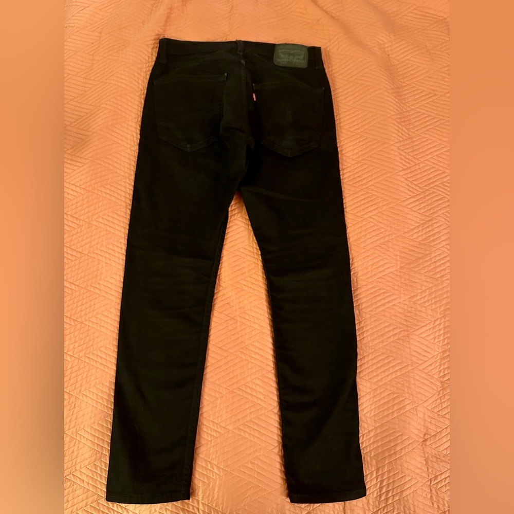Levi’s black straight leg